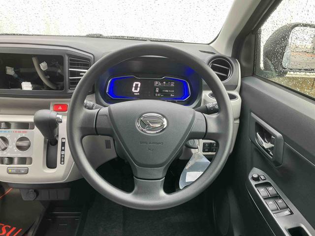 ダイハツ ミライース