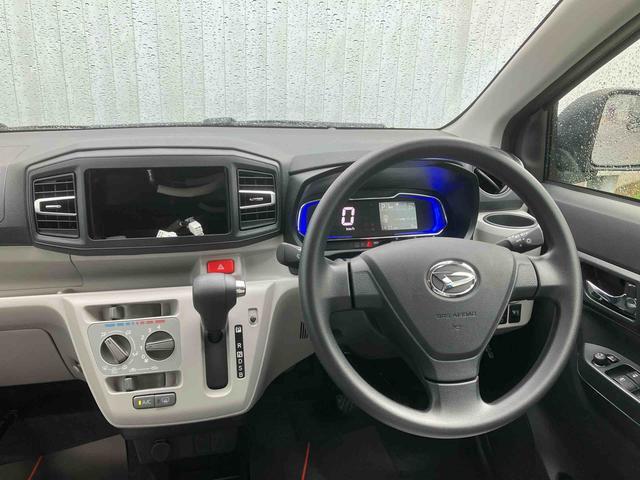 ダイハツ ミライース