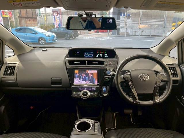 トヨタ プリウスα