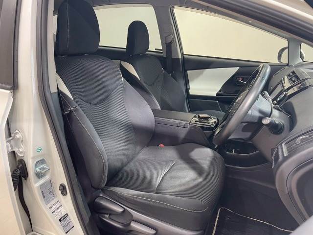 トヨタ プリウスα