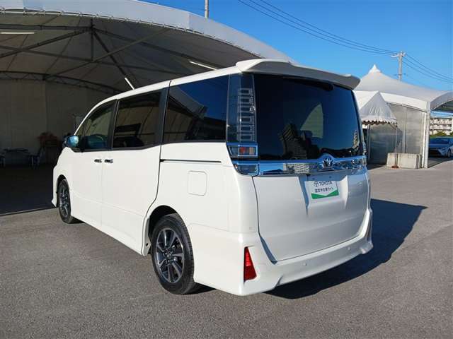 トヨタ ヴォクシー