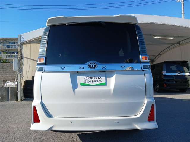 トヨタ ヴォクシー