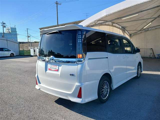 トヨタ ヴォクシー