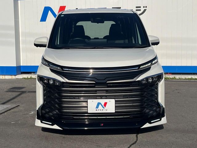 トヨタ ヴォクシー