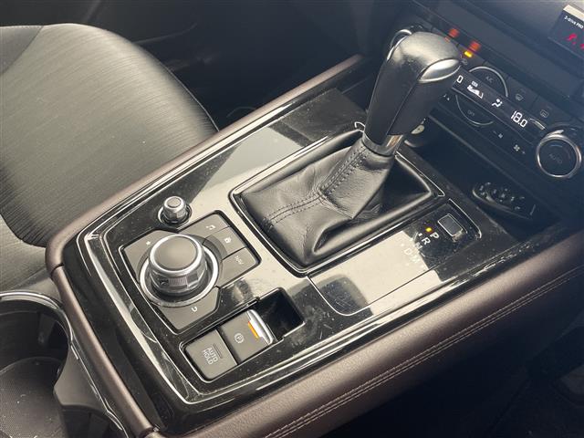 マツダ CX-8