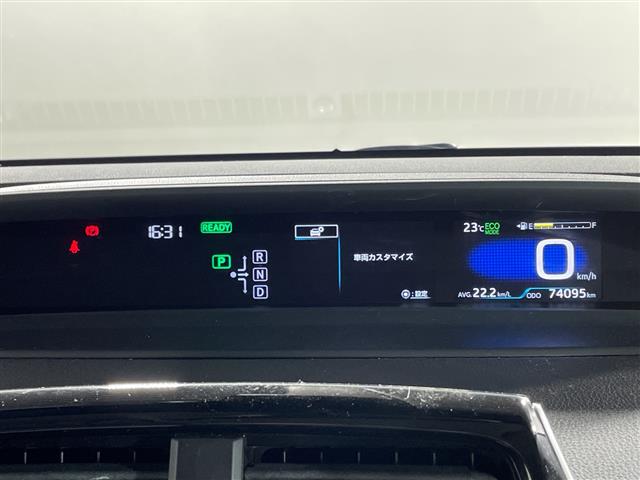 トヨタ プリウス