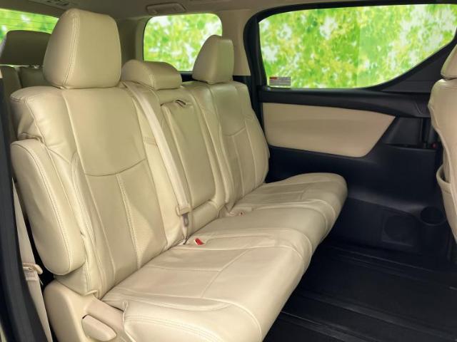 トヨタ ヴェルファイア