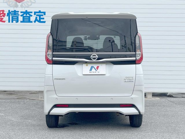日産 ルークス