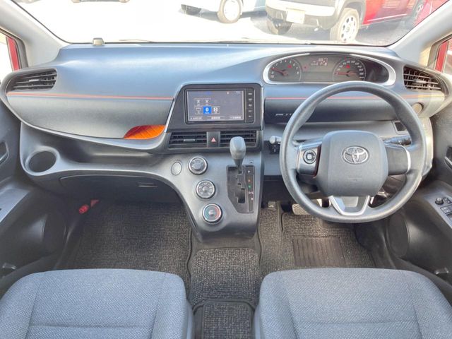 トヨタ シエンタ