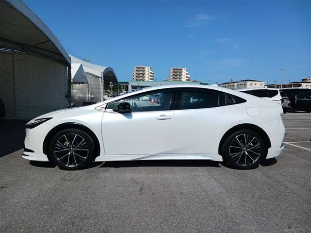 トヨタ プリウス