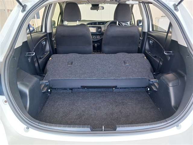 トヨタ ヴィッツ