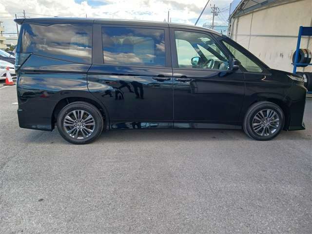 トヨタ ヴォクシー