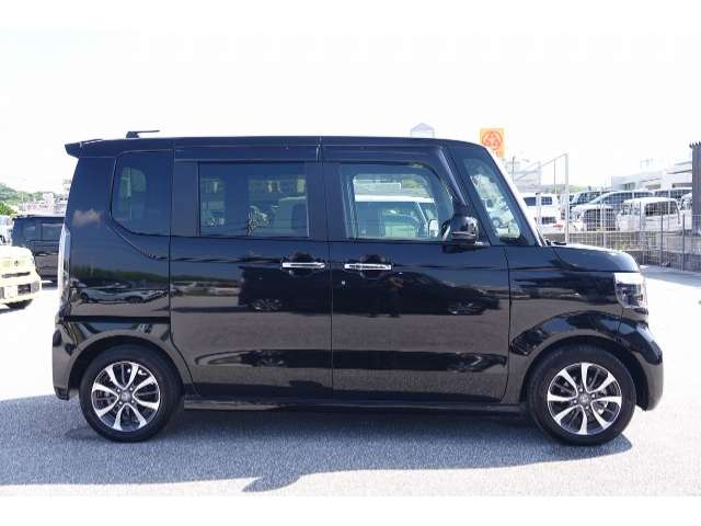 ホンダ N-BOX