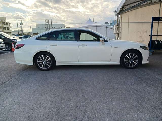 トヨタ クラウン