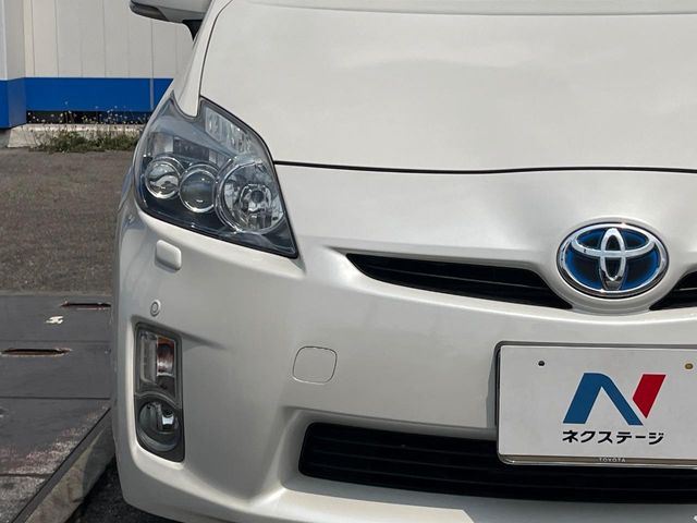 トヨタ プリウス