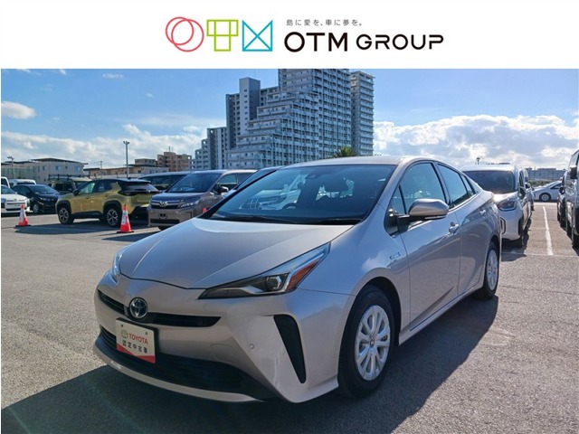 トヨタ プリウス