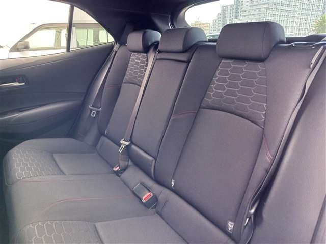 トヨタ カローラスポーツ