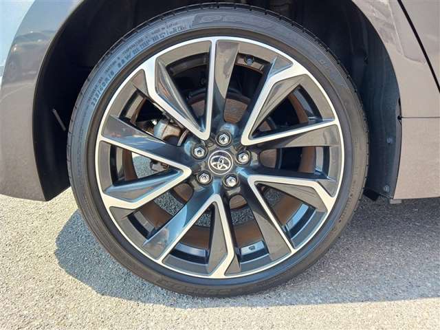 トヨタ カローラスポーツ