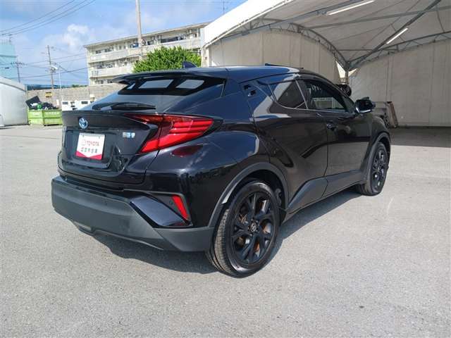 トヨタ C-HR
