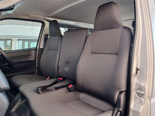 トヨタ ハイエースバン