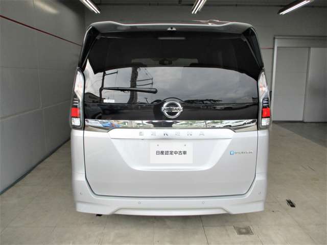 日産 セレナ