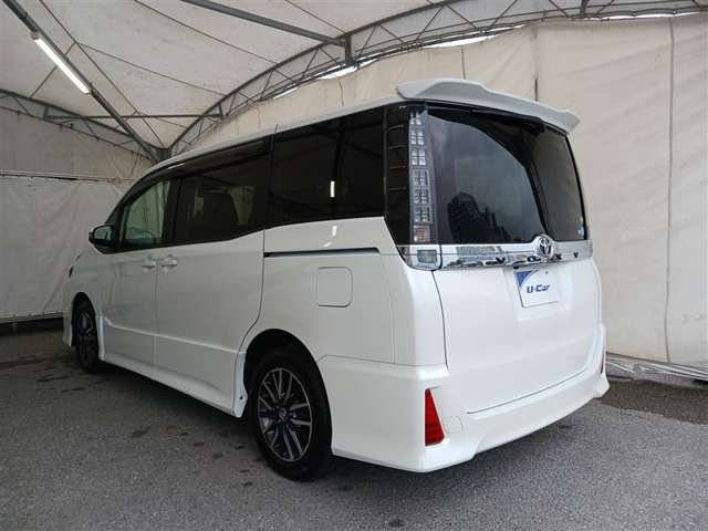 トヨタ ヴォクシー