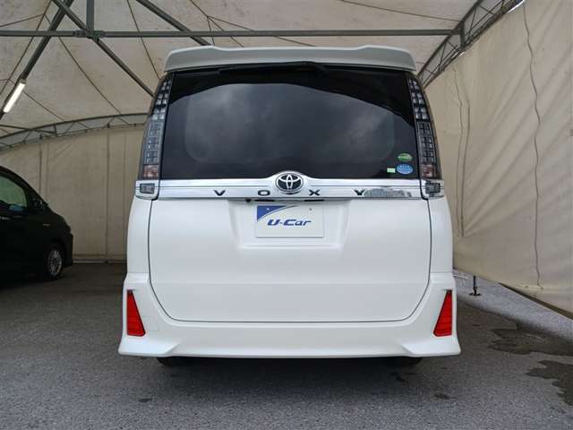 トヨタ ヴォクシー