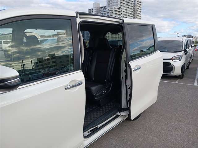 トヨタ エスクァイア