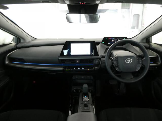 トヨタ プリウス