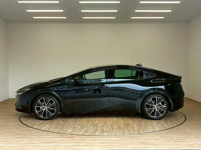 トヨタ プリウス