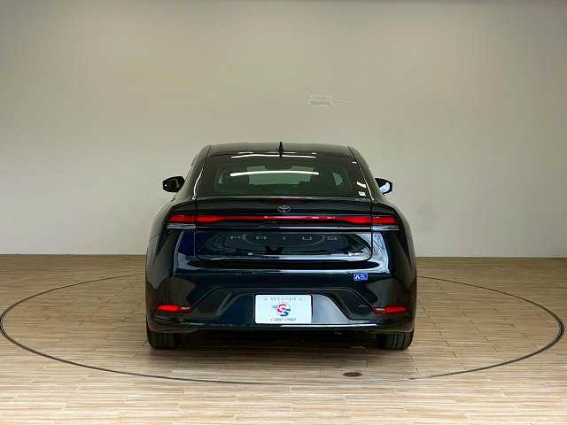 トヨタ プリウス