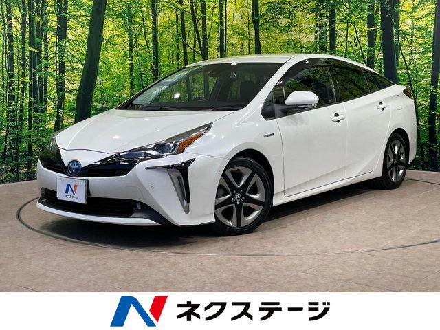 トヨタ プリウス