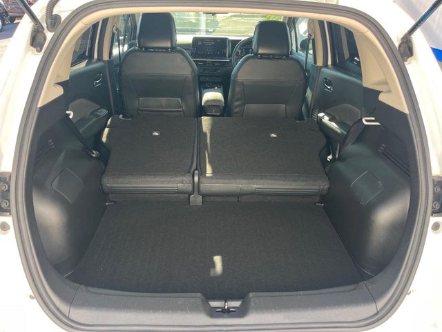 日産 ノートオーラ