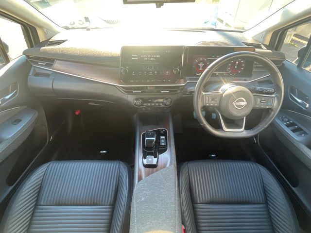 日産 ノートオーラ