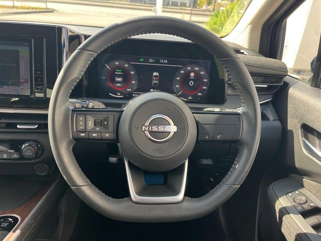 日産 ノートオーラ