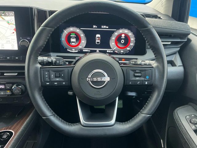 日産 ノートオーラ