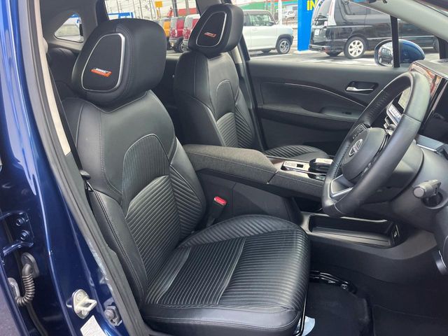 日産 ノートオーラ