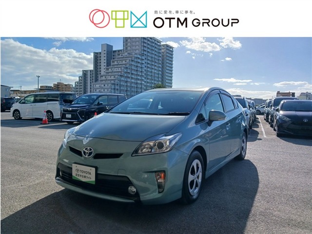 トヨタ プリウス