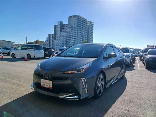 トヨタ プリウス