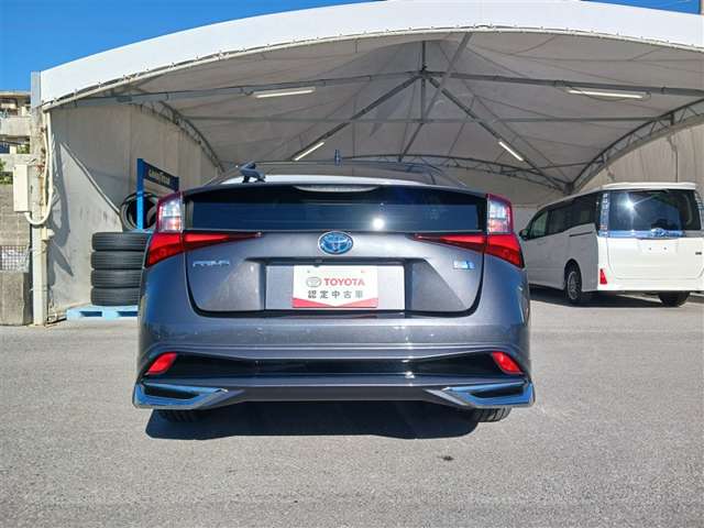 トヨタ プリウス