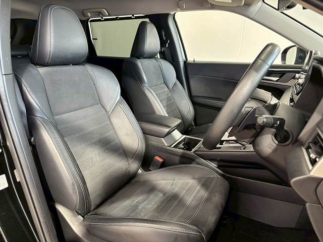 三菱 アウトランダー