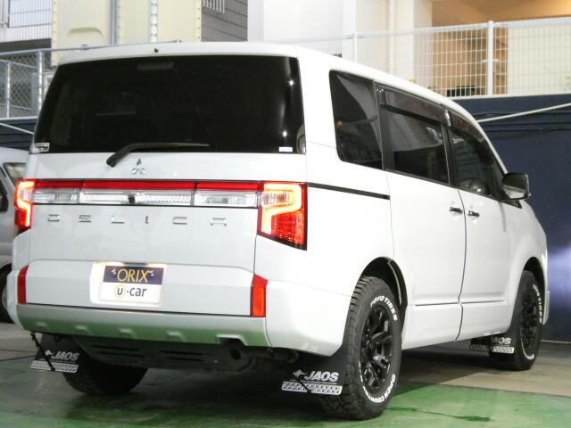 三菱 デリカD：5