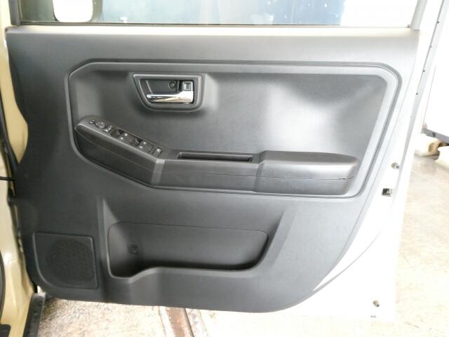 ダイハツ タフト