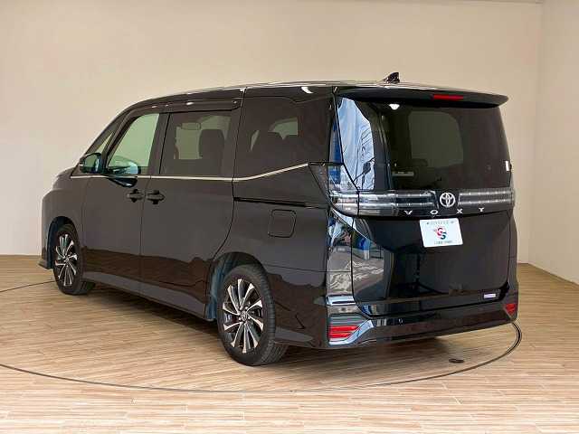 トヨタ ヴォクシー