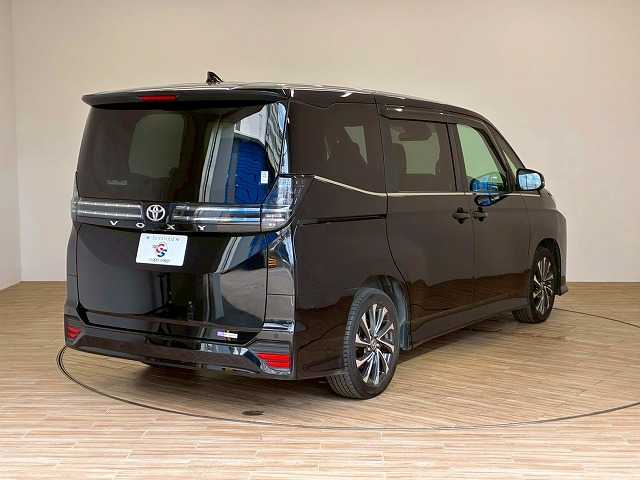 トヨタ ヴォクシー