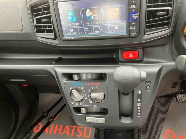 ダイハツ ミライース