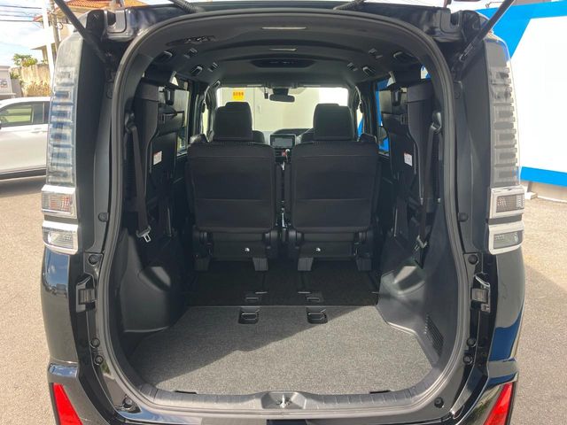 トヨタ ヴォクシー