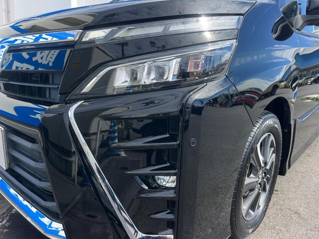 トヨタ ヴォクシー