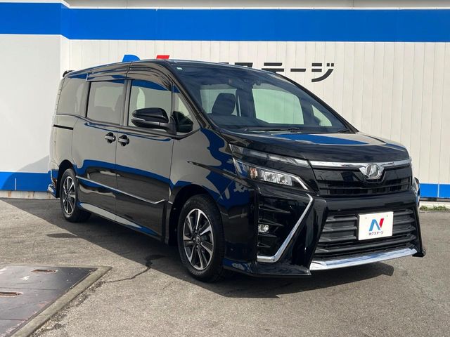 トヨタ ヴォクシー