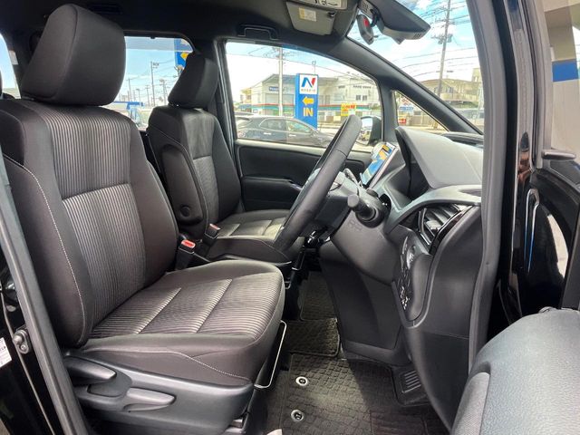 トヨタ ヴォクシー